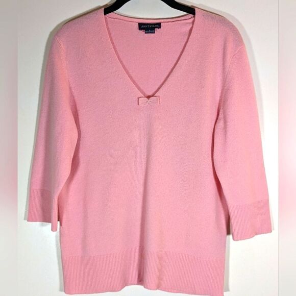 Ann Taylor Sweaters - Ann Taylor 100% Cashmere Pink V-Neck Sweeter 3/4 Sleeve With Bow Size Large